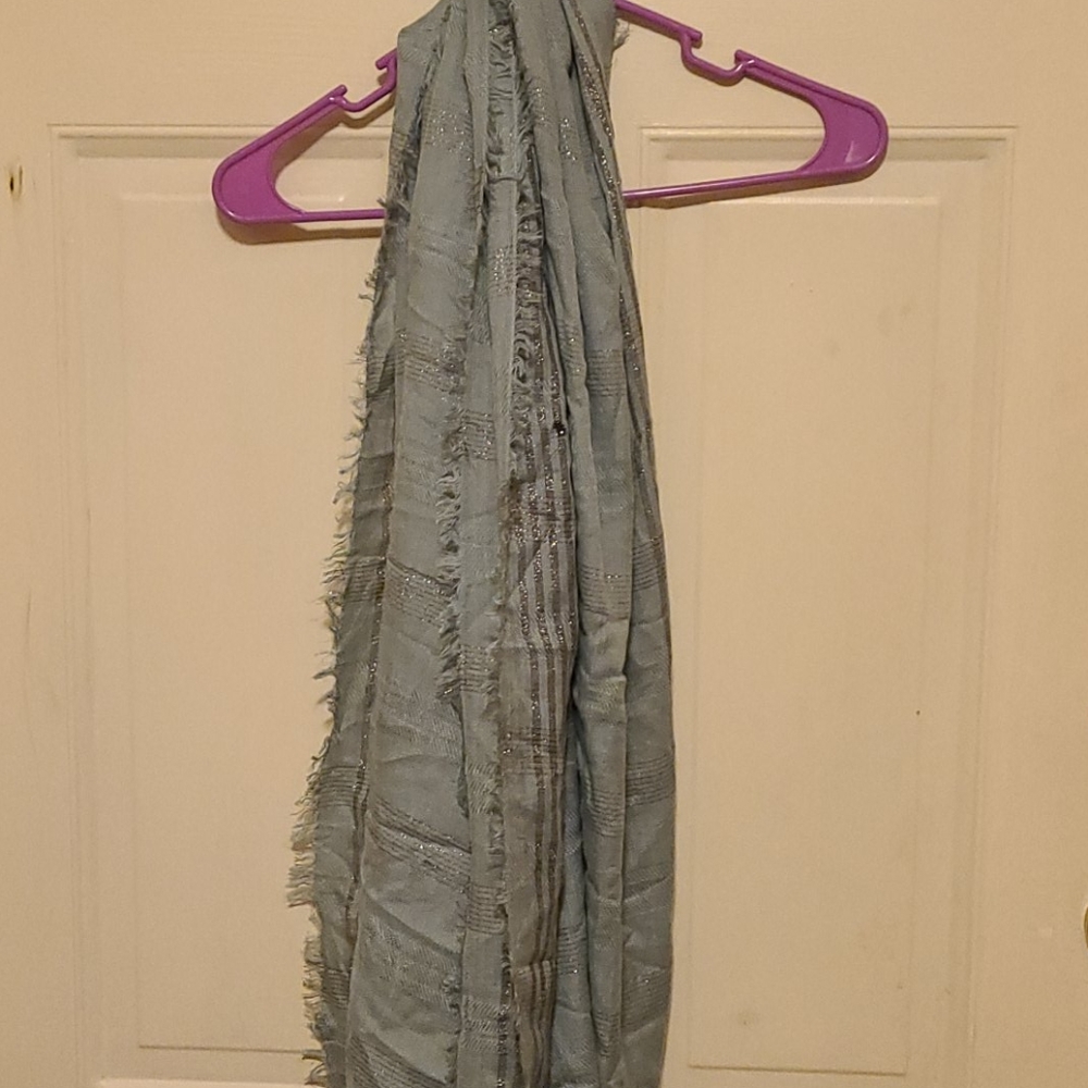 Distressed scarf